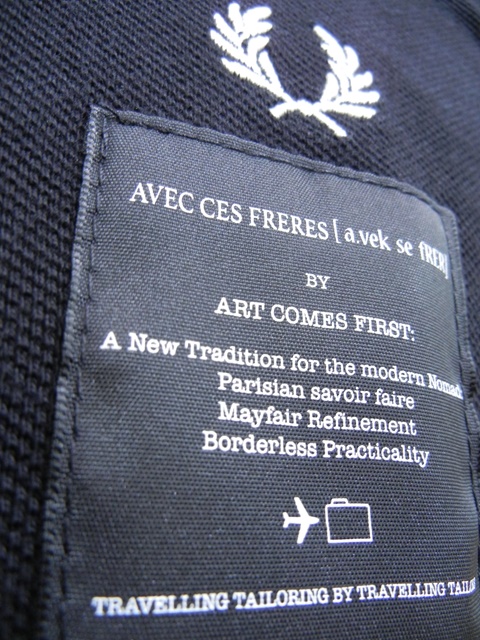 フレッドペリー FredPerry ロゴ刺繍 アートカムズファースト MA1 紺 フレッドペリー FredPerry ロゴ刺繍 アートカムズファースト MA1